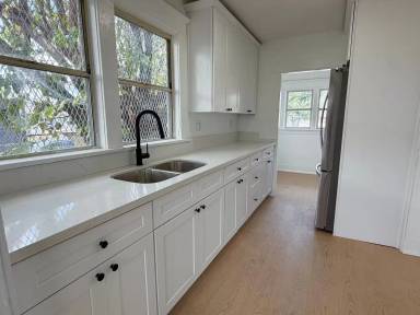 Main picture of 7707 Miramonte Blvd
