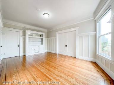 Main picture of 625 Ashbury St