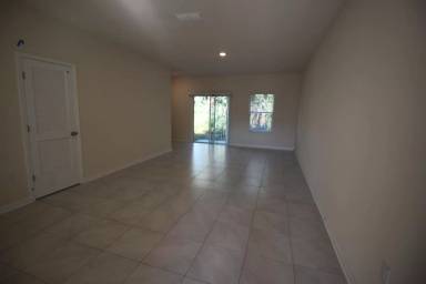 Main picture of 9585 Star Dr