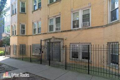 Main picture of 1929 W Crystal St