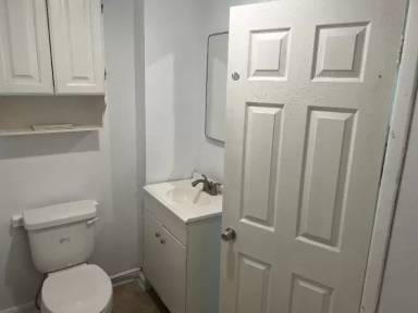 Main picture of 325 1st Ave