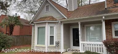Main picture of 210 Reserve Way