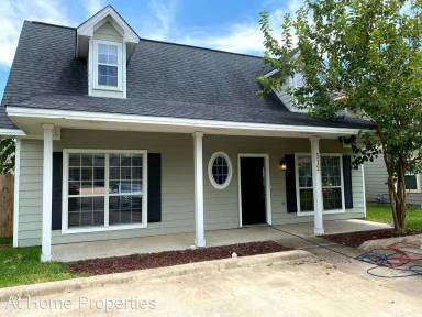 Main picture of 112 Southland St