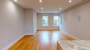Main picture of 601 Lamont St NW
