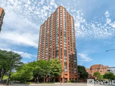Main picture of 899 S Plymouth Ct Condo