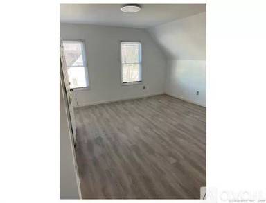 Main picture of 36 Hillside Ave