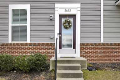 Main picture of 1678 Signalman Ct