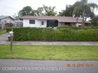 Main picture of 1221 NW 31st Way
