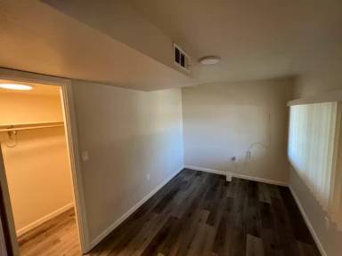 Main picture of 920 - 948 N Van Ness Ave