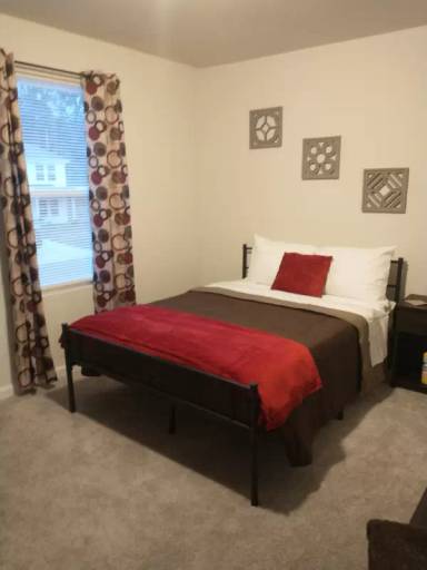 Main picture of 537 E Waycliff Rd