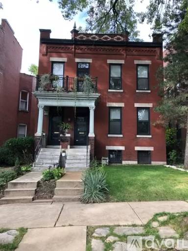 Main picture of 3507 Pestalozzi St