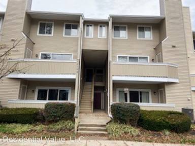 Main picture of Farmingdale Condominium