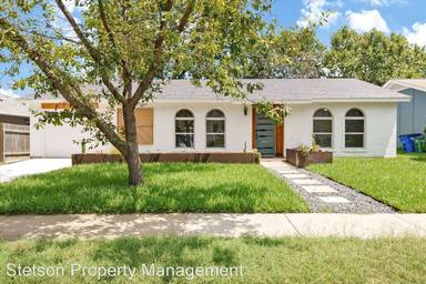 Main picture of 2510 Carlow Dr