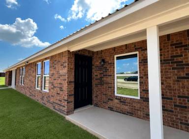 Main picture of 418 County Road 428