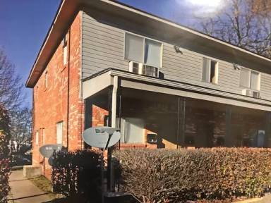 Main picture of 506 E 12th St