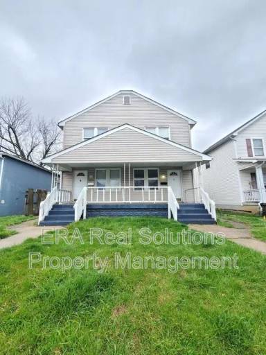 Main picture of 826 Leona Ave