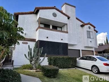 Main picture of 4762 33rd St