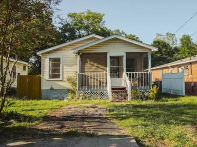 Main picture of 3708 42nd Ave N