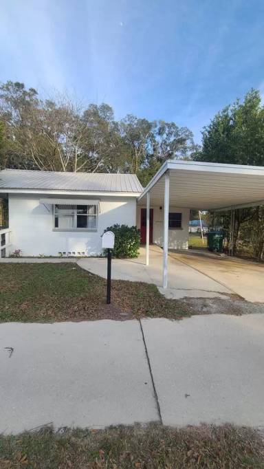 Main picture of 18387 SW State Road 47