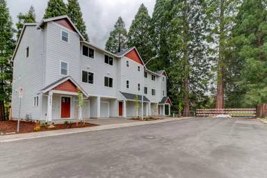 Main picture of 21273 SW Ortiz Ln