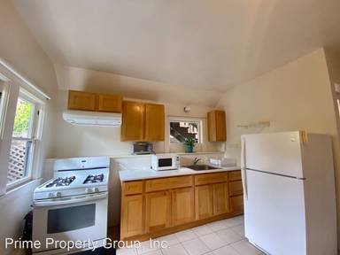 Main picture of 1621 E 38th St