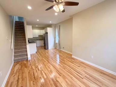 Main picture of 294 46th St