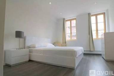 Main picture of 145 Mulberry St