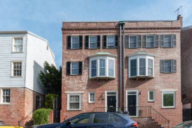 Main picture of 2715 Dumbarton St NW