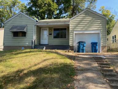 Main picture of 2439 Akins Dr