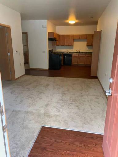Main picture of 1803 S 92nd St