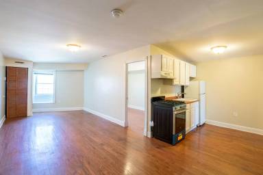 Main picture of 1124 E Passyunk Ave