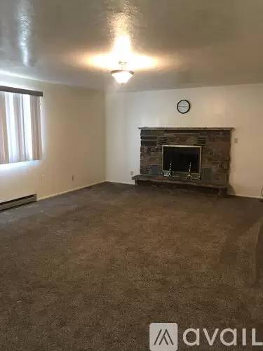 Main picture of 60 E Center St