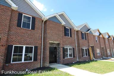 Main picture of 111 Cedar Point Ln
