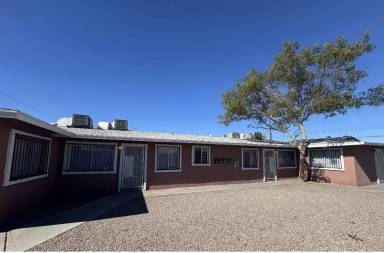 Main picture of 2605 Cedar Ave