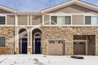 Main picture of Blackhawk Cir Aurora Co
