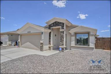 Main picture of 14845 Tierra Haven Ave