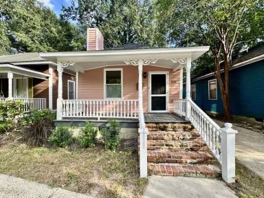 Main picture of 1024 Price Ave