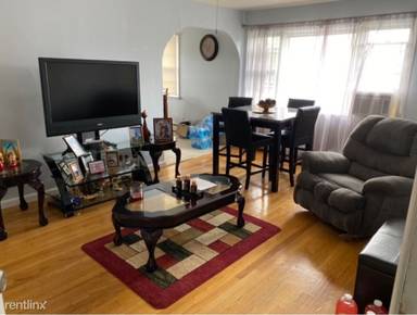 Main picture of 306 N 12th St