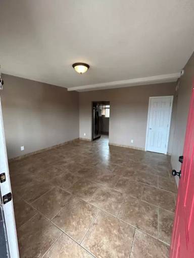 Main picture of 824 E Purdue Ave