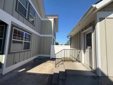 Main picture of 1222 8th St W