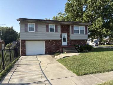 Main picture of 3805 E Fitzgerald Rd