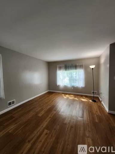 Main picture of 34 Barberry Ct