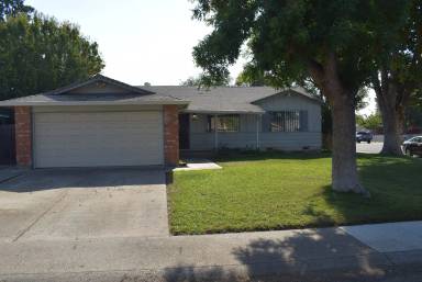 Main picture of 7641 Quinby Way