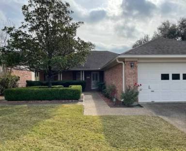 Main picture of 4421 Westchester Dr