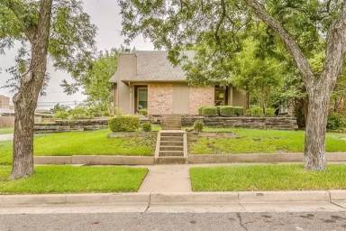 Main picture of 3701 W 6th St