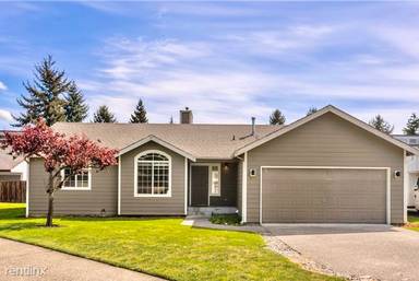 Main picture of 635 6th Ave S