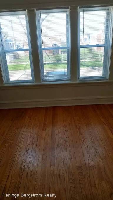 Main picture of 1335 W 85th St