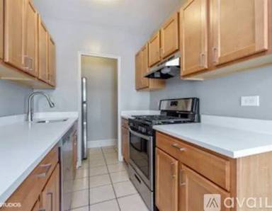 Main picture of 1033 W Loyola Apartments