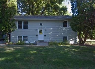 Main picture of 837 1/2 N Summit St