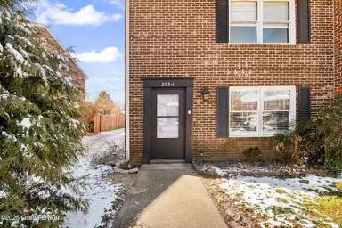 Main picture of 205 Honeysuckle Ln